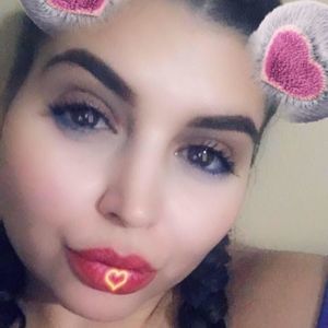 Meet your Posher, Yvonne